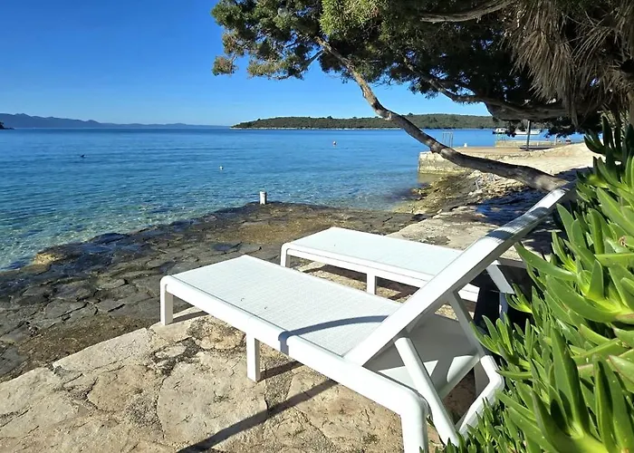 Ruzmarin Villa Lovište