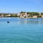 Vila Ruzmarin *