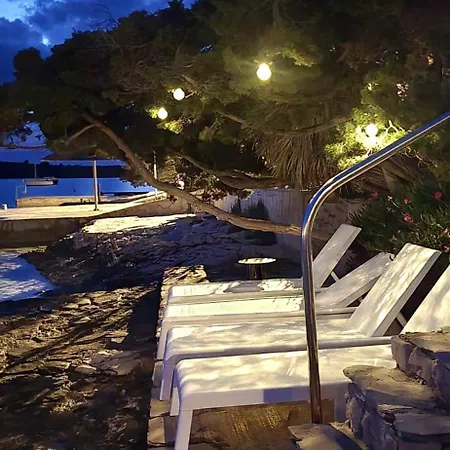 Ruzmarin Villa Lovište
